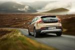 Volvo V40 Cross Country 2012 года
